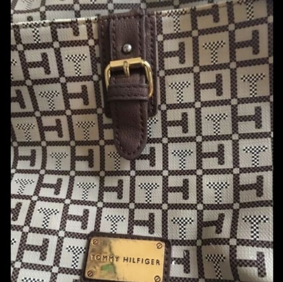 Tommy - Picture 2 of 2